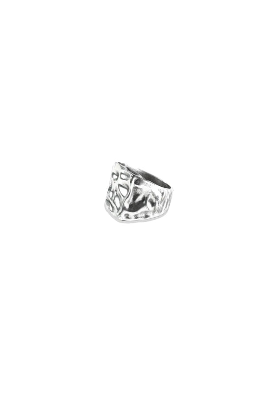 Hammered Signet Ring Aragami