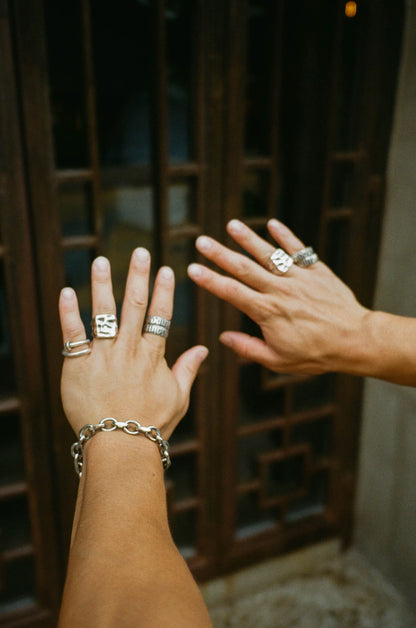 Silver Bolt Ring Aragami