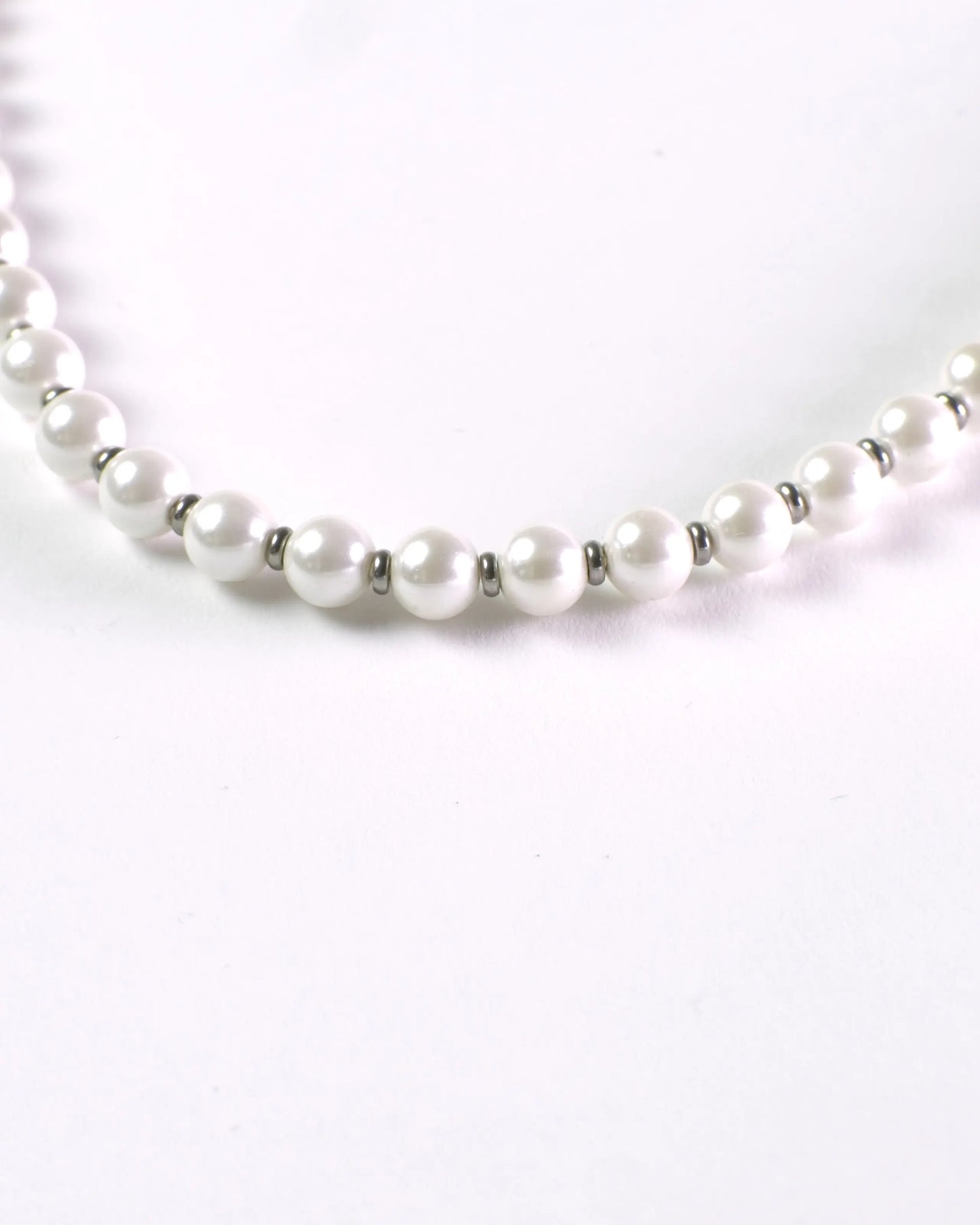 Pearl Necklace Choker Aragami