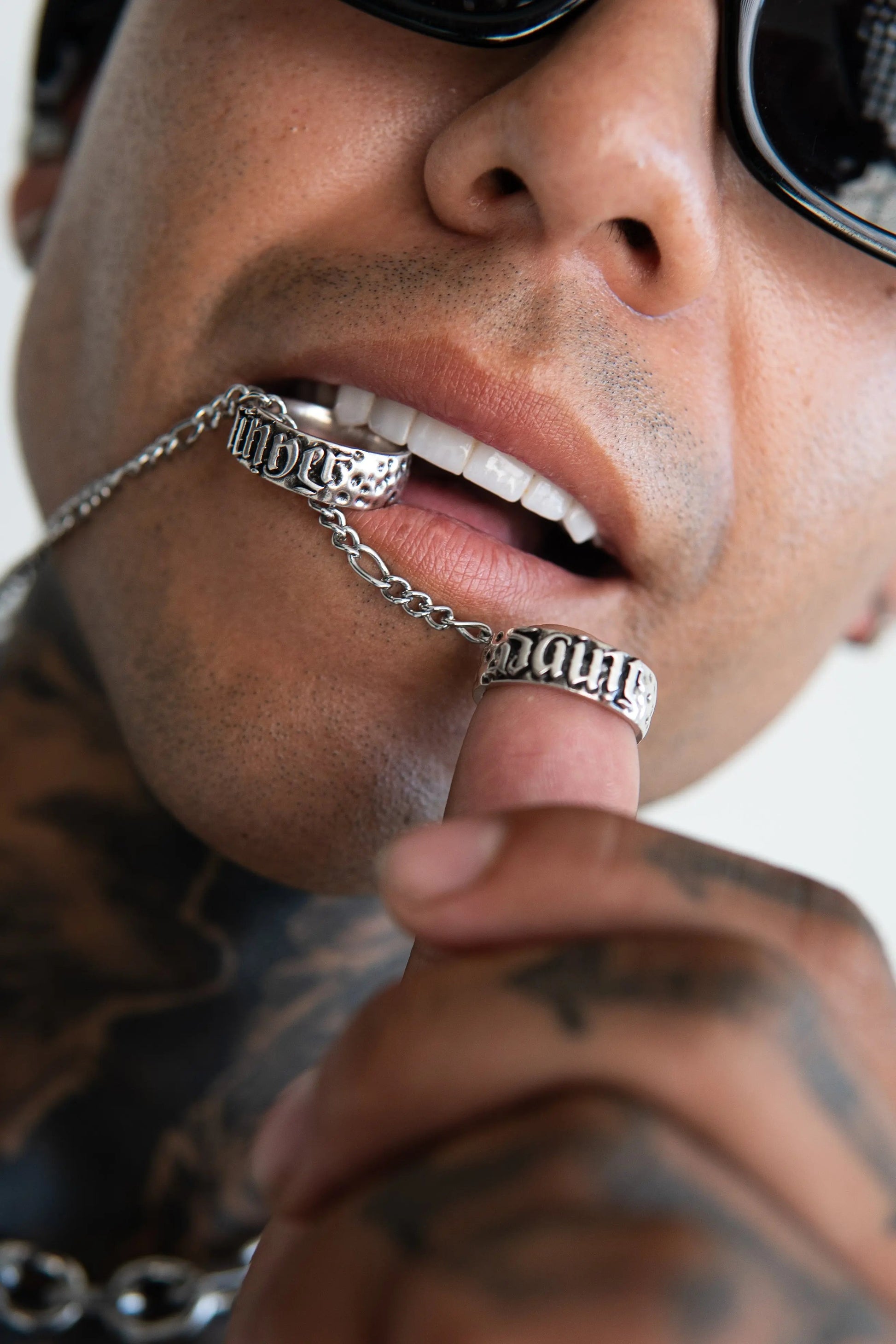 Saint & Sinner Ring Aragami