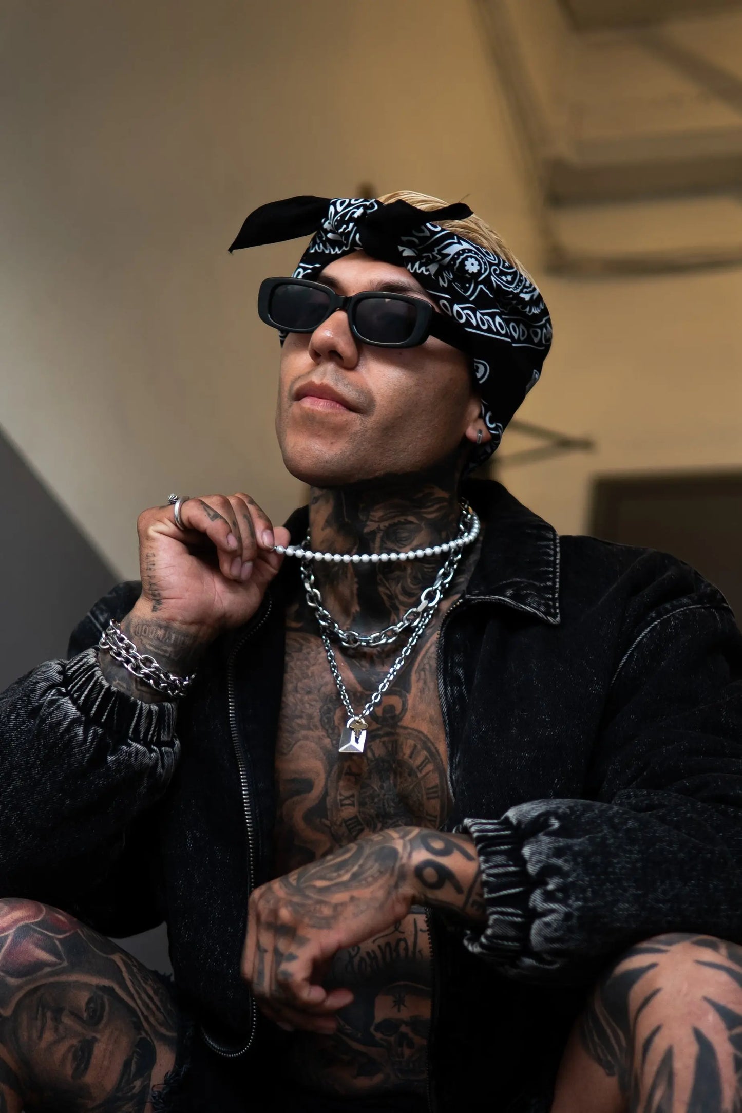 Pearl Necklace Choker Aragami