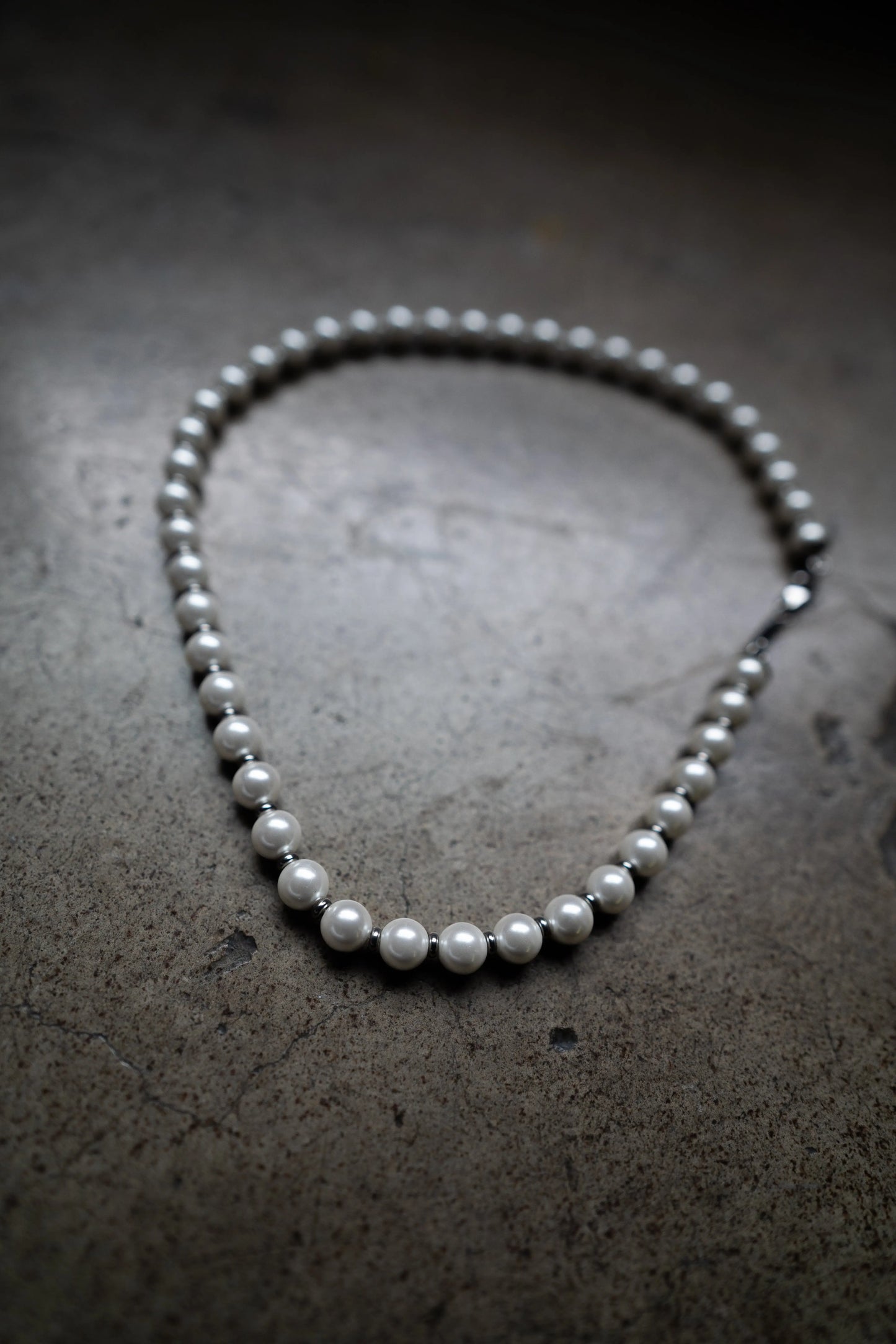 Pearl Necklace Choker Aragami