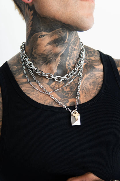 Lock & Key Pendant Necklace Aragami